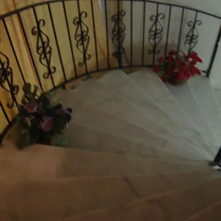 Degerli Motel Seferihisar