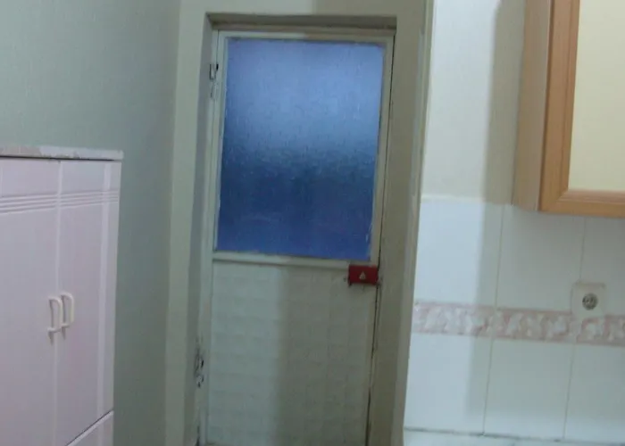 Degerli Motel Seferihisar